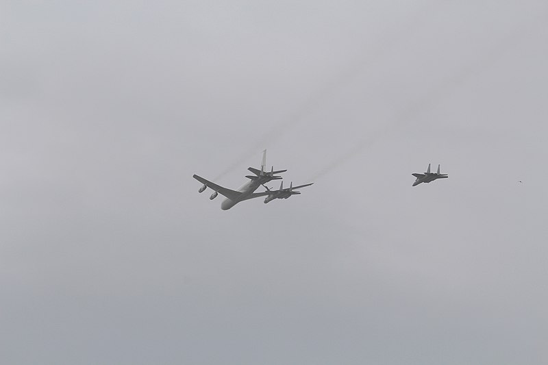 File:Air Force Fly By on Tel Aviv Beach IMG 9163.JPG