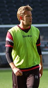 Alan Smith MK Dons (decupat) .jpg