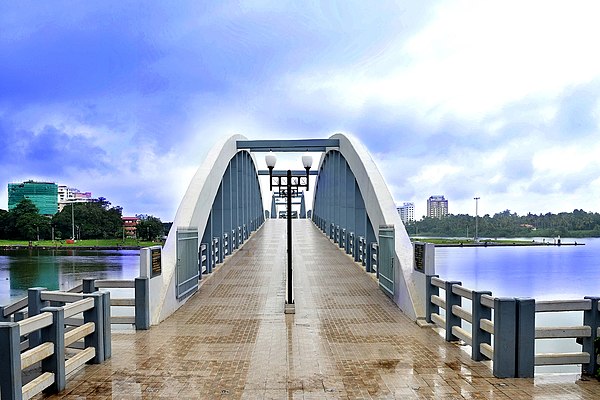 Image: Aluva New Bridge