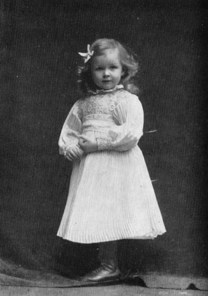 File:Anne-Marie Strindberg three years old.png