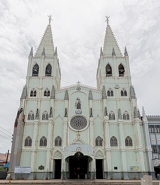 <span class="mw-page-title-main">San Sebastian Church (Manila)</span> Roman Catholic church in Manila, Philippines