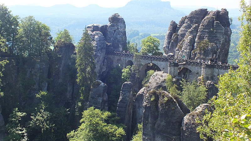 File:Bastei-Steinbrücke.JPG