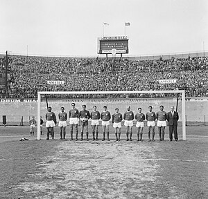 Sport Lisboa E Benfica: Historia, Símbolos, Estadiu