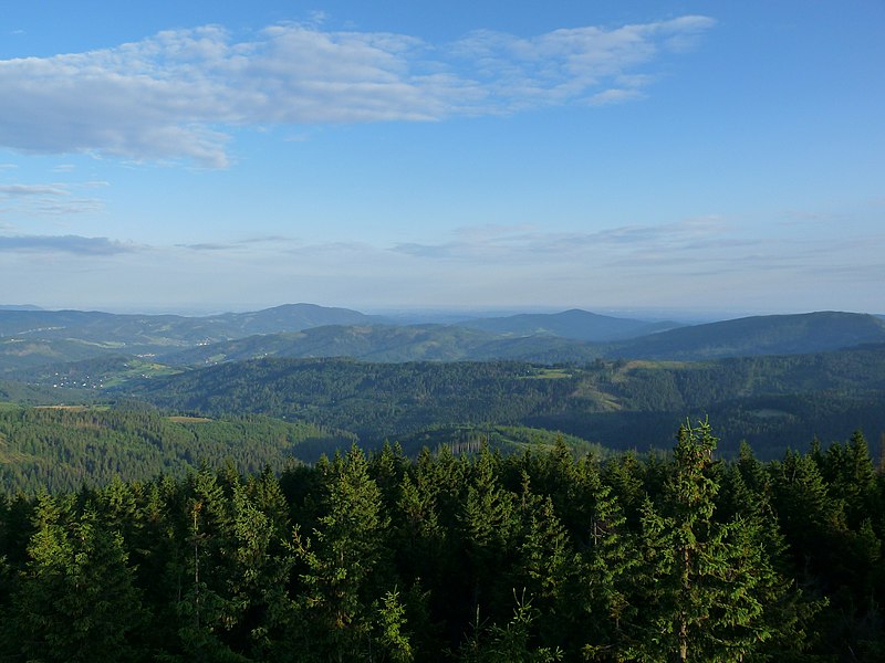 File:Beskid Żywiecki 8 - panoramio.jpg