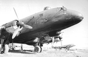 Due Ju 90 su un aeroporto italiano, marzo 1943