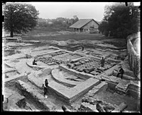 Excavaciones del castrum.  Fotografías de Albert Naef, 1903 (archivos cantonales de Vaud)
