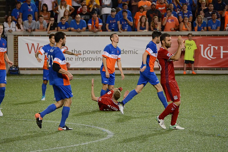 File:CINvCHI 2017-06-28 - Foul call (27325956778).jpg