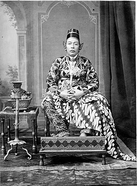 Султан Хаменгкубувоно VII на троне