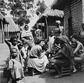 Vrijwilligsters van de SNV geven les aan lokale vrouwen in Uasin Gishu, 1967