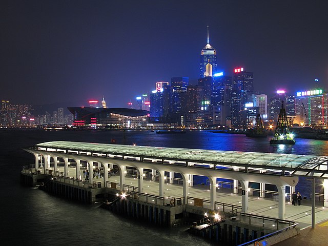 640px-Central_Pier_9.jpg (640×480)