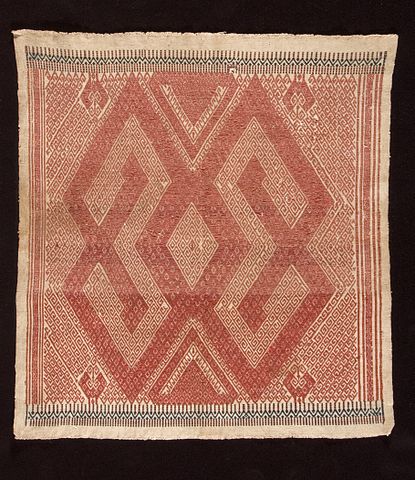415px-Ceremonial_Textile_(Tampan)_LACMA_M.77.143.2.jpg (415×480)