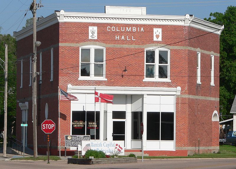 File:Columbia Hall (Dannebrog, Nebraska) from SE 1.JPG