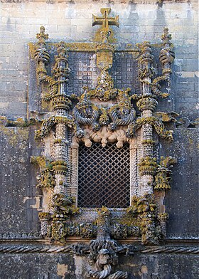 The famous chapterhouse window, made by Diogo de Arruda in 1510-1513. Convento Cristo December 2008-11.jpg