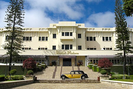 Khách sạn Dalat Palace