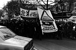 Demonstration im Berliner „Häuserkampf“, Transparent der FDGÖ