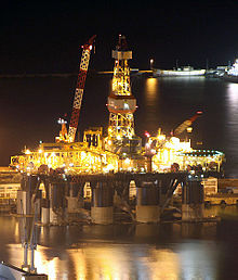 Saipem Scarabeo 7 semi-submersible drilling rig docked in Cape Town Eni saipem scarabeo 7.jpg