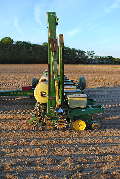 File:Farm Fields & Equipment (7143751345).jpg