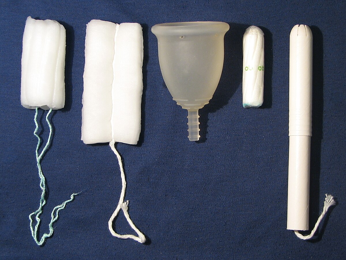 and tampons.jpg Wikimedia Commons