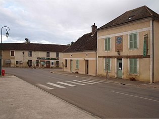 Fontenoy.Yonne-au carrefour-08.JPG