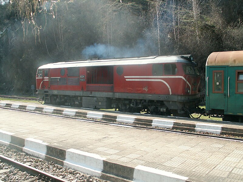 File:Gare de Jundola 2.JPG