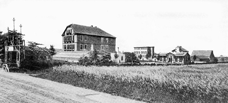 File:Gartenbauanstalt Ahlem um 1900.jpg