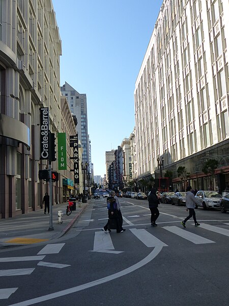 File:Geary Street North of Union Square.jpg