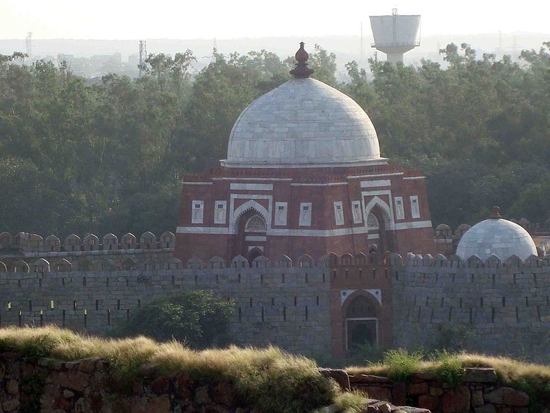 File:Ghiyasuddin Tomb 002.jpg