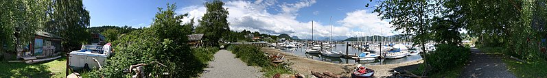 File:Gibsons Harbour British Columbia Wikivoyage banner.jpg