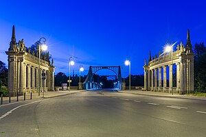 Glienicker Brücke: Lage, Geschichte, „Agentenbrücke“