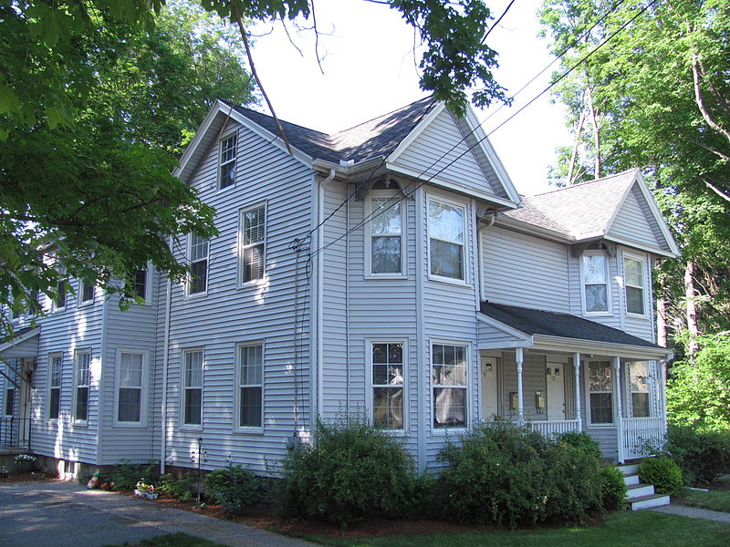 File:Harnden-Browne House, Reading MA.jpg