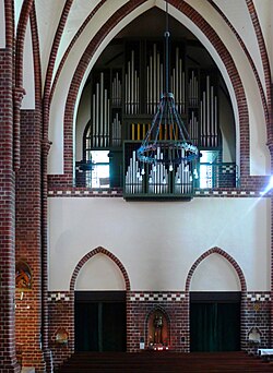 Herz-Jesu-Kirche (Berlin-Zehlendorf) Orgelempore.jpg