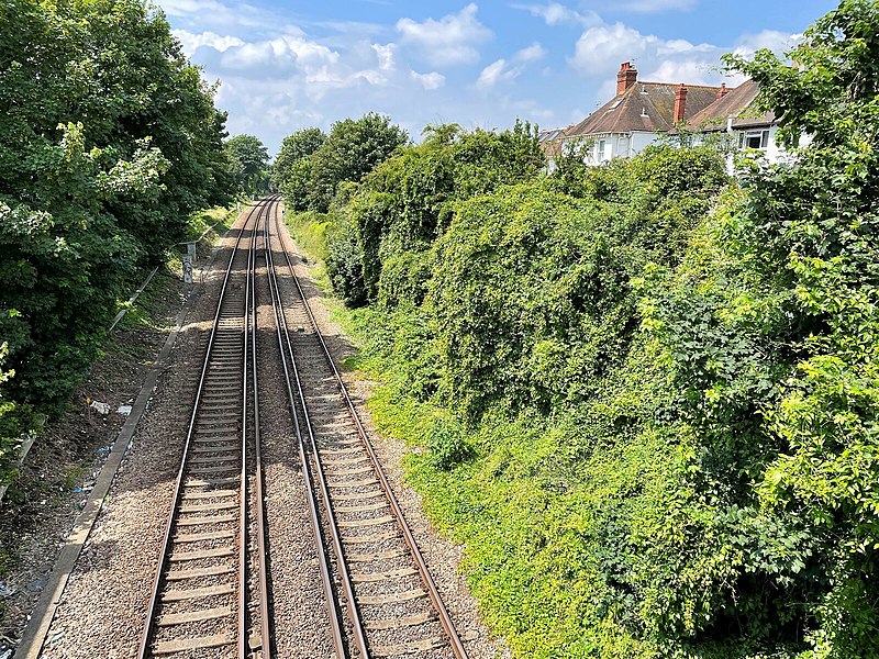 File:Holland Road Halt railway station (site), Sussex (geograph 6899531).jpg