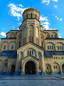 Fichier:Holy_Trinity_Cathedral_of_Tbilisi_03.jpg