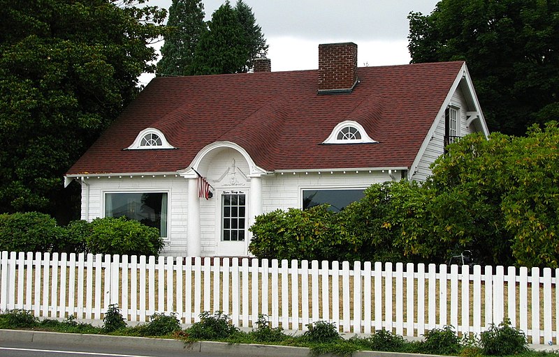 File:Hughes House - Gresham Oregon.jpg