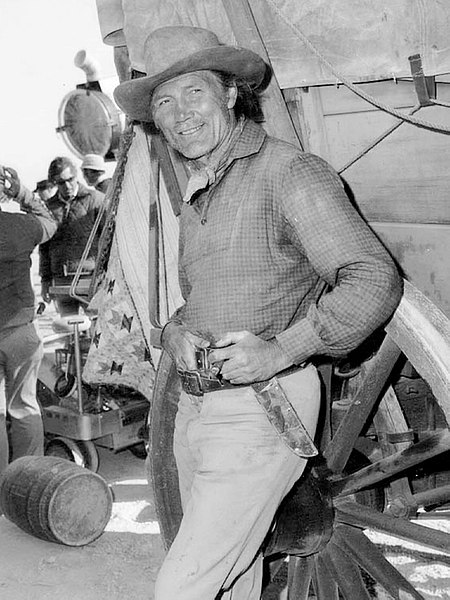 Jack Palance 1974.jpg