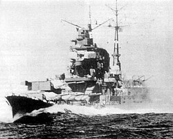 Japanese heavy cruiser Chikuma.jpg