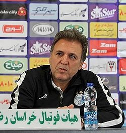 Javad Zarincheh in press conference before Padideh-Esteghlal match.jpg