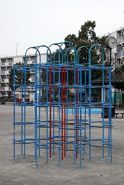 File:Jungle gym at the park - panoramio.jpg