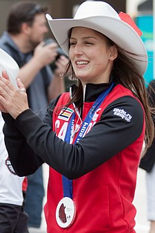 Kelsey Serwaová (6. června 2014)