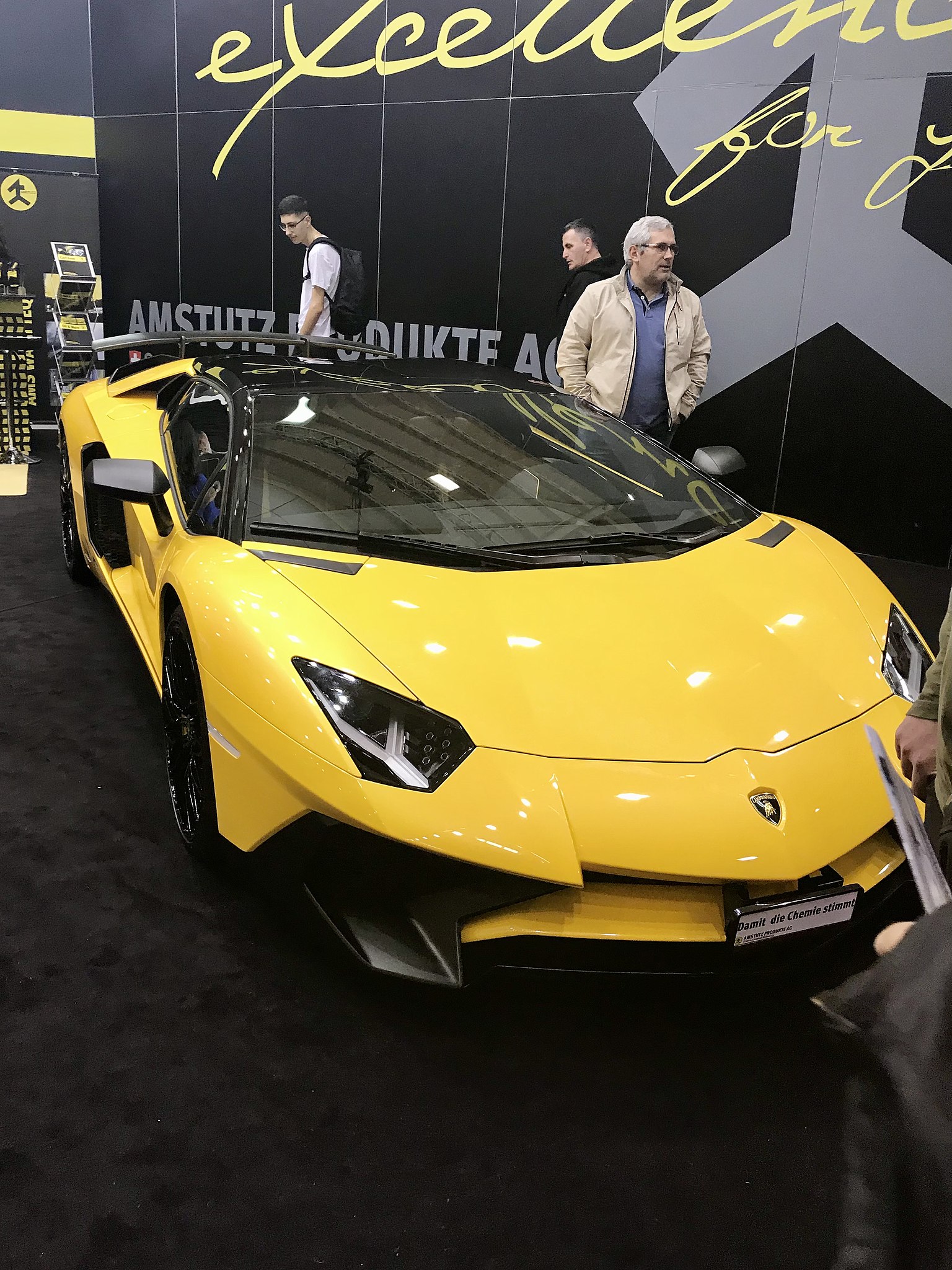 File:Lamborghini Aventador Genf 2018.jpg - Wikipedia