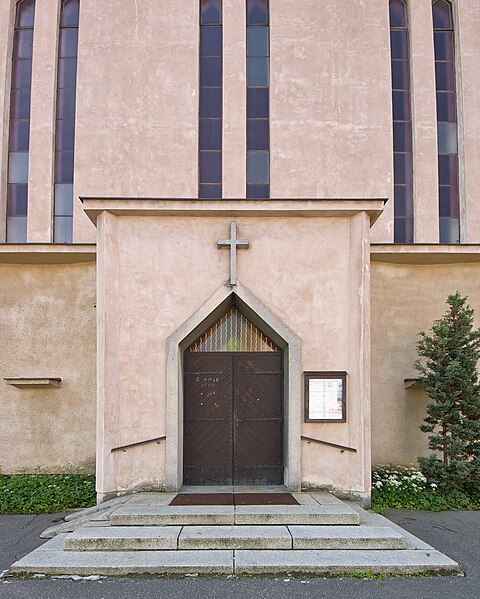 File:Kostel svateho Vojtecha (Ceske Budejovice) 01.jpg