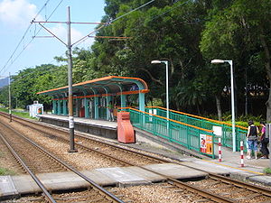  Dừng LRT Tong Fong.JPG 