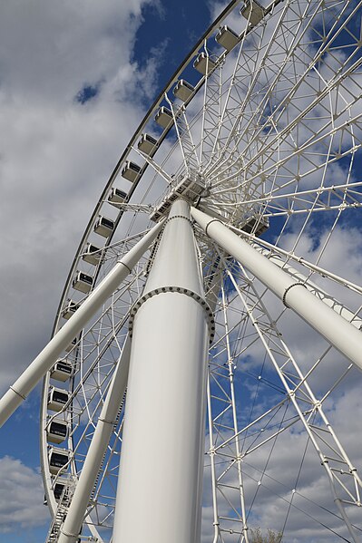 File:La Grande roue de Montréal - Montreal, Quebec 2019-05-11 (03).jpg