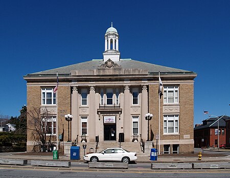 Leominster City Hall.jpg