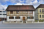 Museum / exhibition building, school, old school building