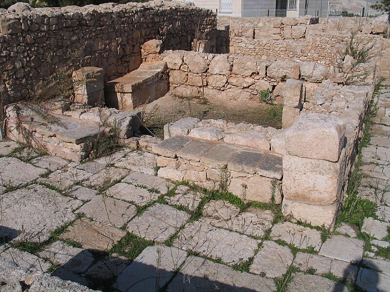 File:Maale-Adumim-St-Martyrius-monastery-412.jpg