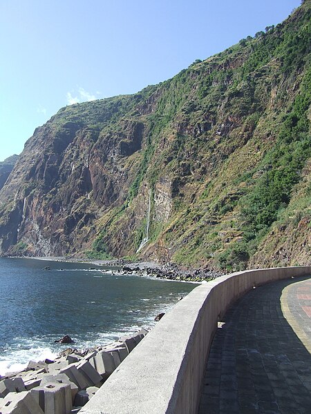 File:Madeira - Calheta - Jardim Do Mar (4732378063).jpg