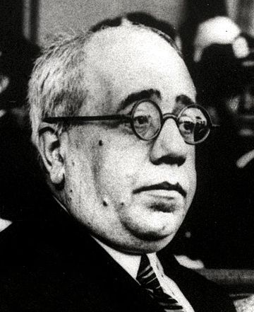 File:Manuel Azaña, 1933.jpg