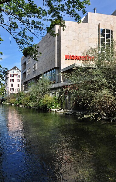 File:Migros City Zürich - Schanzengraben 2010-09-23 14-29-48 ShiftN.jpg