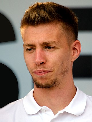 <span class="mw-page-title-main">Mitchell Weiser</span> German footballer (born 1994)